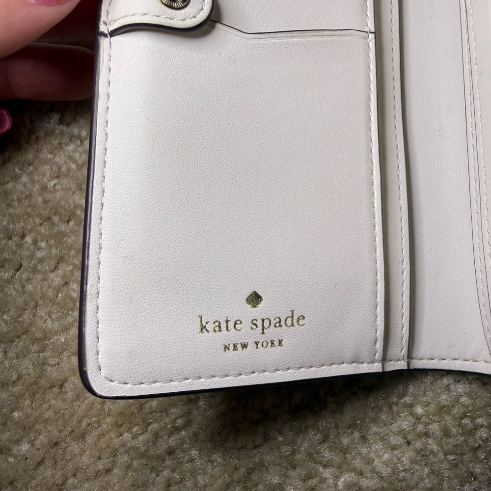 Kate Spade Wallet - Picture 4 of 10